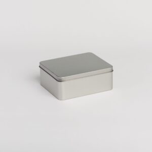 12 x PL627 Plain Silver Rectangular tin with sliplid 142x100x46mm (£1.36 per tin)