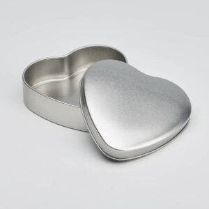 12 x PL823 Plain Silver Heart Tin with slip lid 95x95x26mm (£0.86 Per Tin)